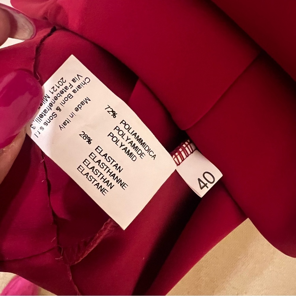 SOLD ♥️ CHIARA BONI LA PETITE ROBE Red Off-the-Shoulder Portrait Dress - Picture 8 of 8
